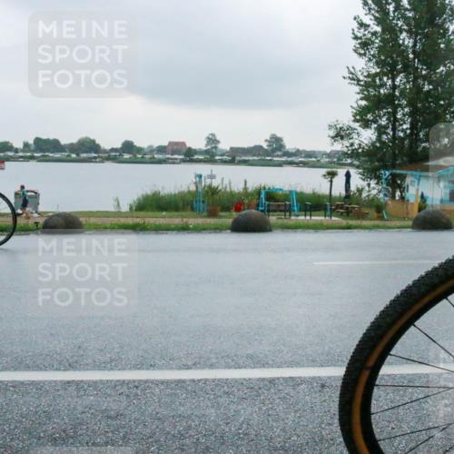 21.06.2025 - 27. Vierlanden-Triathlon H.Heesch http://msf.ph/oto/8009188 15.06.2025 13:29:43 Radfahren 1287 meine-sportfotos.de