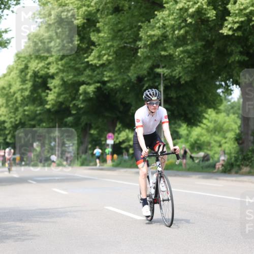 15.06.2025 - 7 Türme Triathlon Yannick Fuchs http://msf.ph/oto/8009200 15.06.2025 13:23:55 Radfahren 458, 471, 591, 874, 908, 1016 meine-sportfotos.de