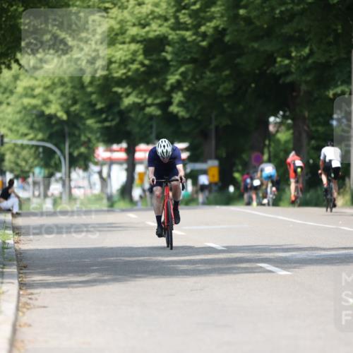 15.06.2025 - 7 Türme Triathlon Yannick Fuchs http://msf.ph/oto/8009224 15.06.2025 12:42:41 Radfahren 214, 306, 561 meine-sportfotos.de