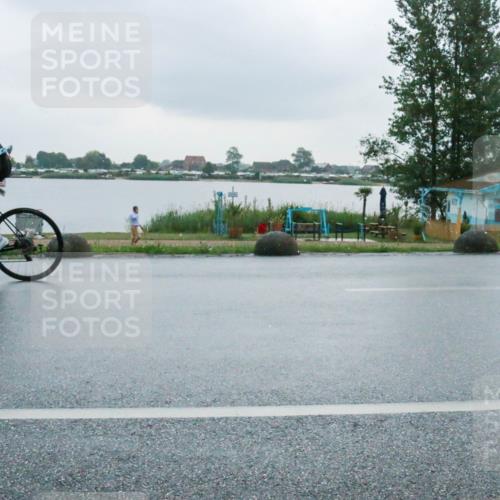 21.06.2025 - 27. Vierlanden-Triathlon H.Heesch http://msf.ph/oto/8009231 15.06.2025 13:29:51 Radfahren 1237, 1260, 1289 meine-sportfotos.de