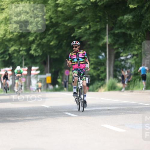 15.06.2025 - 7 Türme Triathlon Yannick Fuchs http://msf.ph/oto/8009251 15.06.2025 13:23:58 Radfahren 458, 874, 908, 1016 meine-sportfotos.de