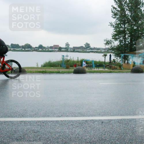 21.06.2025 - 27. Vierlanden-Triathlon H.Heesch http://msf.ph/oto/8009259 15.06.2025 13:29:55 Radfahren 1152, 1237, 1256, 1260, 1289 meine-sportfotos.de