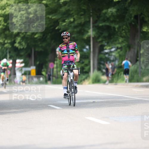 15.06.2025 - 7 Türme Triathlon Yannick Fuchs http://msf.ph/oto/8009263 15.06.2025 13:23:58 Radfahren 458, 874, 908, 1016 meine-sportfotos.de