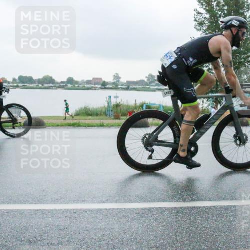 21.06.2025 - 27. Vierlanden-Triathlon H.Heesch http://msf.ph/oto/8009280 15.06.2025 13:29:59 Radfahren 1105, 1152, 1237, 1256, 1257 meine-sportfotos.de