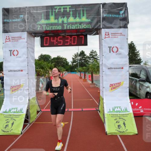 15.06.2025 - 7 Türme Triathlon Michael Strokosch http://msf.ph/oto/8009284 15.06.2025 14:53:06 Ziel 588 meine-sportfotos.de