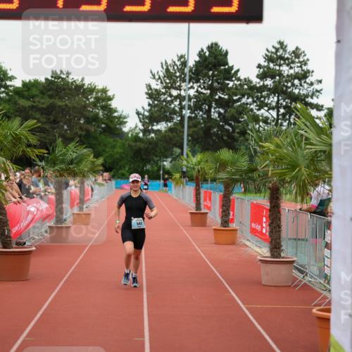 15.06.2025 - 7 Türme Triathlon Michael Strokosch http://msf.ph/oto/8009442 15.06.2025 14:53:35 Ziel 547, 601 meine-sportfotos.de
