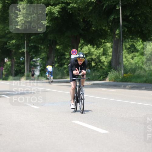 15.06.2025 - 7 Türme Triathlon Yannick Fuchs http://msf.ph/oto/8009451 15.06.2025 12:43:04 Radfahren 369, 392 meine-sportfotos.de