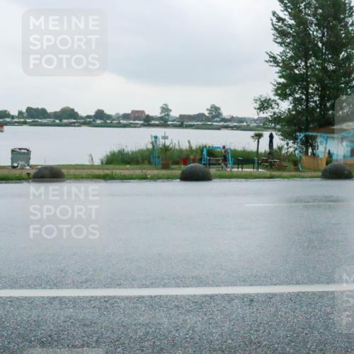 21.06.2025 - 27. Vierlanden-Triathlon H.Heesch http://msf.ph/oto/8009481 15.06.2025 13:30:35 Radfahren 1250, 1307 meine-sportfotos.de