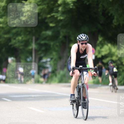 15.06.2025 - 7 Türme Triathlon Yannick Fuchs http://msf.ph/oto/8009484 15.06.2025 13:24:05 Radfahren 219, 624 meine-sportfotos.de