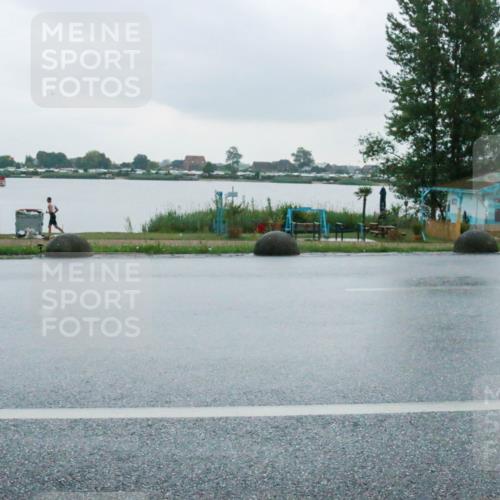 21.06.2025 - 27. Vierlanden-Triathlon H.Heesch http://msf.ph/oto/8009495 15.06.2025 13:30:46 Radfahren 1245 meine-sportfotos.de