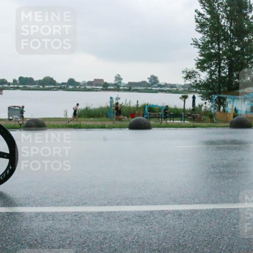21.06.2025 - 27. Vierlanden-Triathlon H.Heesch http://msf.ph/oto/8009513 15.06.2025 13:31:27 Radfahren 1107 meine-sportfotos.de