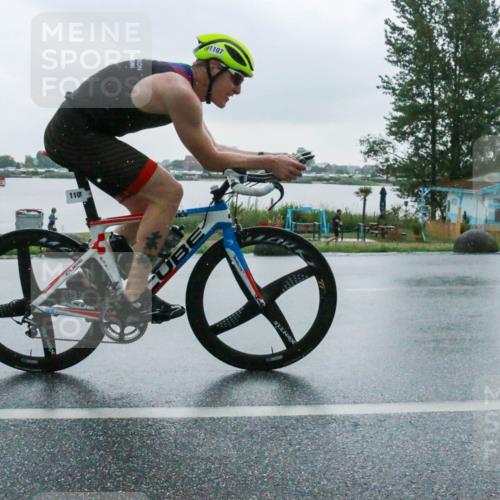 21.06.2025 - 27. Vierlanden-Triathlon H.Heesch http://msf.ph/oto/8009528 15.06.2025 13:31:27 Radfahren 1107 meine-sportfotos.de