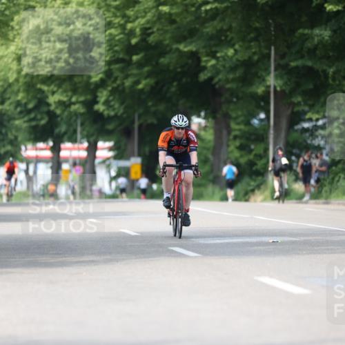 15.06.2025 - 7 Türme Triathlon Yannick Fuchs http://msf.ph/oto/8009532 15.06.2025 13:24:10 Radfahren 219, 624 meine-sportfotos.de