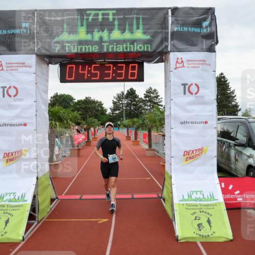15.06.2025 - 7 Türme Triathlon Michael Strokosch http://msf.ph/oto/8009567 15.06.2025 14:53:37 Ziel 547 meine-sportfotos.de