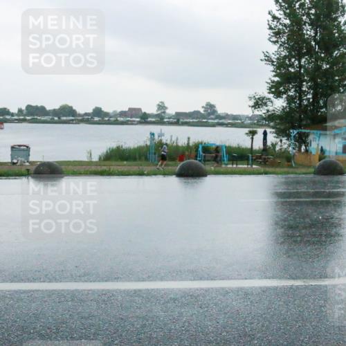21.06.2025 - 27. Vierlanden-Triathlon H.Heesch http://msf.ph/oto/8009628 15.06.2025 13:33:46 Radfahren 1159 meine-sportfotos.de
