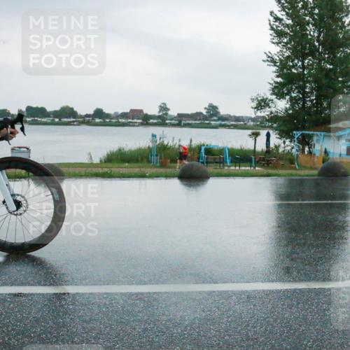 21.06.2025 - 27. Vierlanden-Triathlon H.Heesch http://msf.ph/oto/8009676 15.06.2025 13:39:41 Radfahren 1222 meine-sportfotos.de