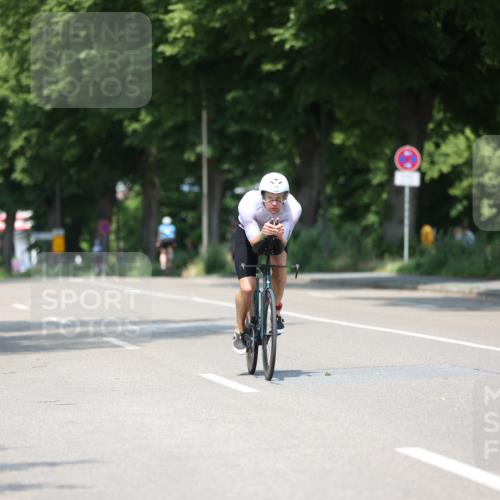 15.06.2025 - 7 Türme Triathlon Yannick Fuchs http://msf.ph/oto/8009680 15.06.2025 12:43:29 Radfahren  meine-sportfotos.de
