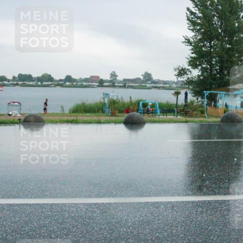 21.06.2025 - 27. Vierlanden-Triathlon H.Heesch http://msf.ph/oto/8009783 15.06.2025 13:41:55 Radfahren 1190 meine-sportfotos.de