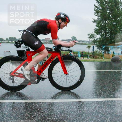 21.06.2025 - 27. Vierlanden-Triathlon H.Heesch http://msf.ph/oto/8009837 15.06.2025 13:43:18 Radfahren 1166, 1171, 1178 meine-sportfotos.de