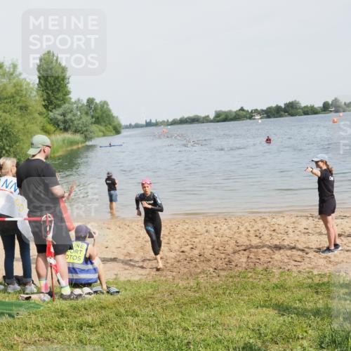 21.06.2025 - 27. Vierlanden-Triathlon MichiJ http://msf.ph/oto/8009844 15.06.2026 10:12:49 Schwimmen 625 meine-sportfotos.de