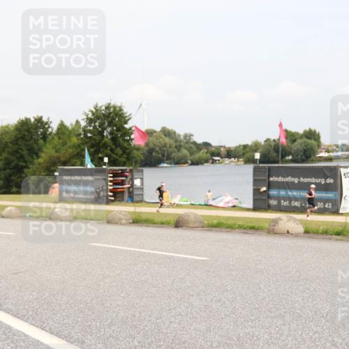 21.06.2025 - 27. Vierlanden-Triathlon H.Heesch http://msf.ph/oto/8009848 15.06.2025 12:31:49 Radfahren 861, 1000, 1001, 1002, 1003 meine-sportfotos.de