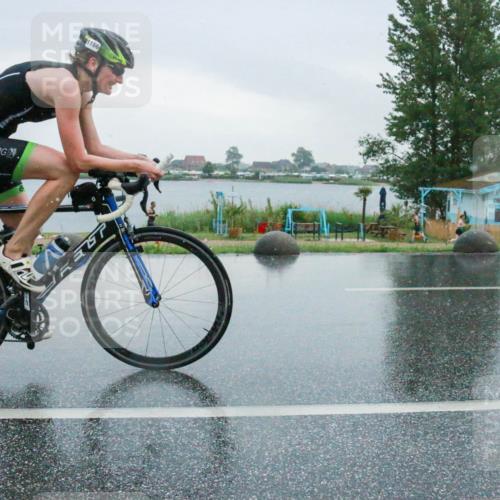 21.06.2025 - 27. Vierlanden-Triathlon H.Heesch http://msf.ph/oto/8009851 15.06.2025 13:43:20 Radfahren 1166, 1171, 1178 meine-sportfotos.de