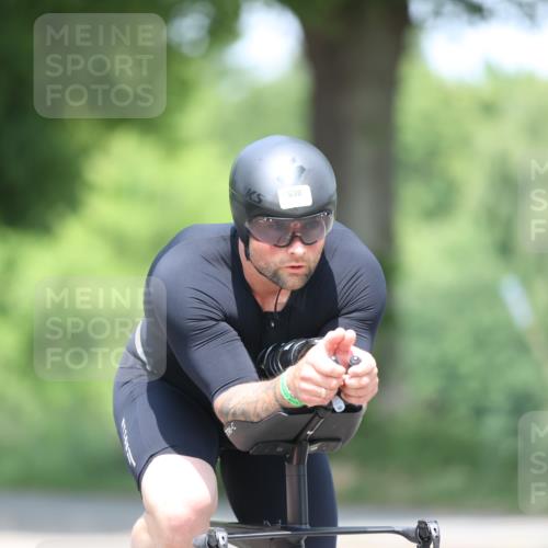 15.06.2025 - 7 Türme Triathlon Yannick Fuchs http://msf.ph/oto/8009896 15.06.2025 12:43:44 Radfahren 491, 571, 584, 611, 630, 662 meine-sportfotos.de