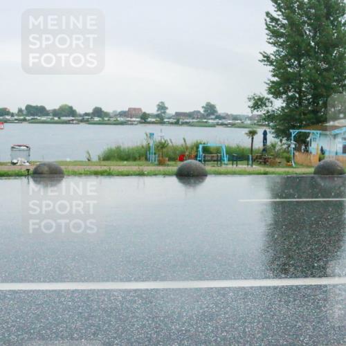 21.06.2025 - 27. Vierlanden-Triathlon H.Heesch http://msf.ph/oto/8009903 15.06.2025 13:44:01 Radfahren 1167, 1185, 1195 meine-sportfotos.de