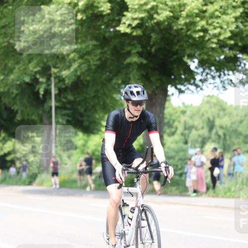 15.06.2025 - 7 Türme Triathlon Yannick Fuchs http://msf.ph/oto/8009906 15.06.2025 13:24:45 Radfahren 613, 674, 789, 924 meine-sportfotos.de