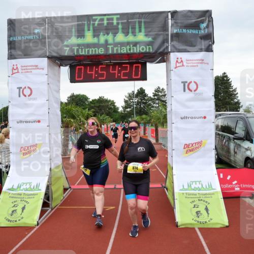 15.06.2025 - 7 Türme Triathlon Michael Strokosch http://msf.ph/oto/8009932 15.06.2025 14:54:20 Ziel 408, 409, 766, 874 meine-sportfotos.de