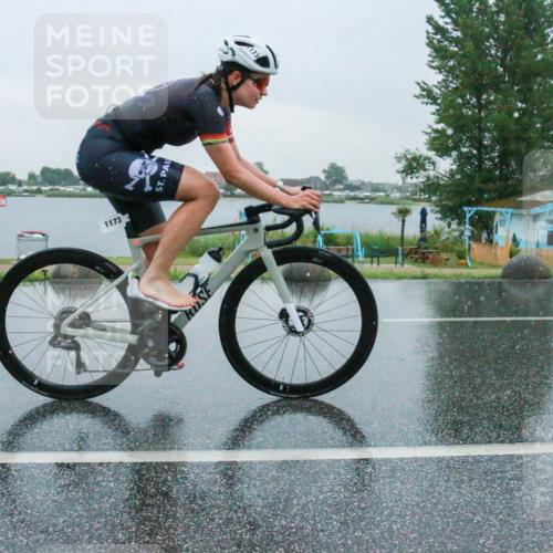 21.06.2025 - 27. Vierlanden-Triathlon H.Heesch http://msf.ph/oto/8009977 15.06.2025 13:45:57 Radfahren 1173 meine-sportfotos.de