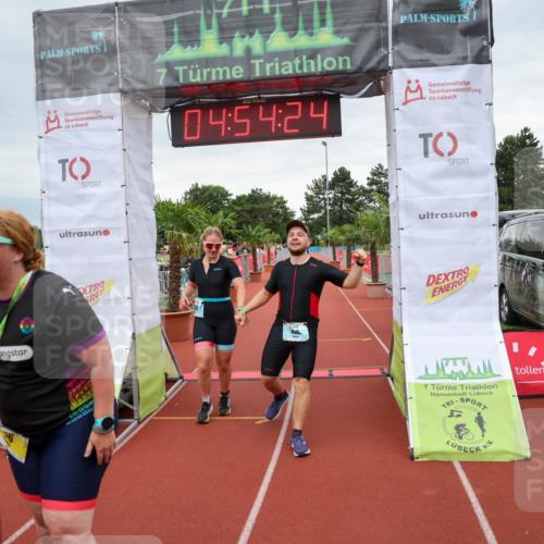 15.06.2025 - 7 Türme Triathlon Michael Strokosch http://msf.ph/oto/8010020 15.06.2025 14:54:23 Ziel 408, 409, 766, 874 meine-sportfotos.de