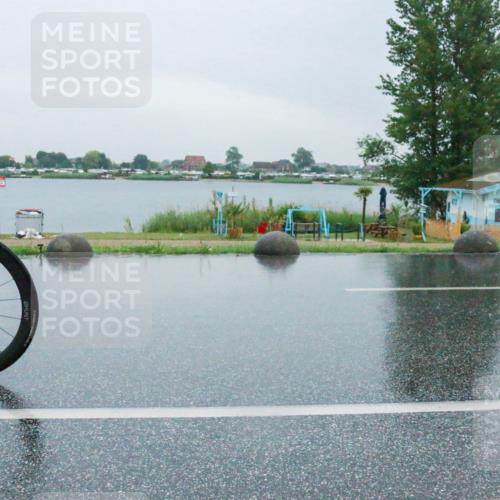 21.06.2025 - 27. Vierlanden-Triathlon H.Heesch http://msf.ph/oto/8010029 15.06.2025 13:46:44 Radfahren 1203, 1228 meine-sportfotos.de