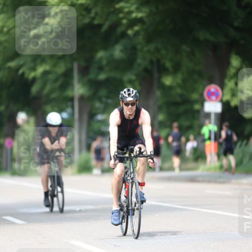 15.06.2025 - 7 Türme Triathlon Yannick Fuchs http://msf.ph/oto/8010110 15.06.2025 13:24:56 Radfahren 208, 473, 550 meine-sportfotos.de