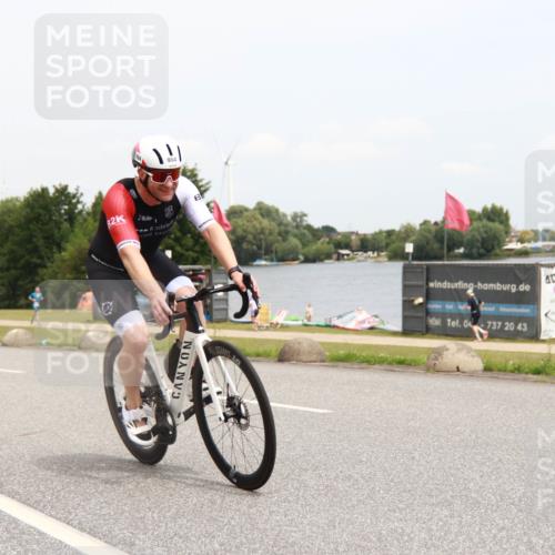 21.06.2025 - 27. Vierlanden-Triathlon H.Heesch http://msf.ph/oto/8010111 15.06.2025 12:34:12 Radfahren 994, 995, 996, 997, 998, 1061, 1062, 1063, 1064 meine-sportfotos.de