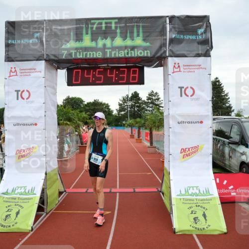 15.06.2025 - 7 Türme Triathlon Michael Strokosch http://msf.ph/oto/8010162 15.06.2025 14:54:38 Ziel 428 meine-sportfotos.de