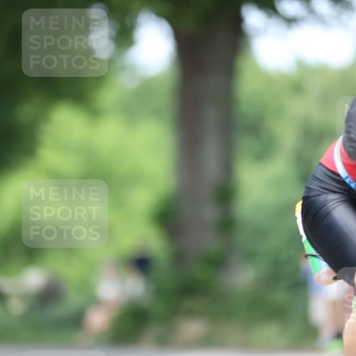15.06.2025 - 7 Türme Triathlon Yannick Fuchs http://msf.ph/oto/8010215 15.06.2025 13:24:58 Radfahren 208, 371, 373, 473, 550 meine-sportfotos.de