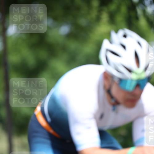 15.06.2025 - 7 Türme Triathlon Yannick Fuchs http://msf.ph/oto/8010256 15.06.2025 12:44:01 Radfahren 233 meine-sportfotos.de