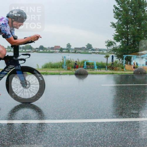 21.06.2025 - 27. Vierlanden-Triathlon H.Heesch http://msf.ph/oto/8010283 15.06.2025 13:48:44 Radfahren 1234, 1268 meine-sportfotos.de