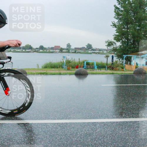 21.06.2025 - 27. Vierlanden-Triathlon H.Heesch http://msf.ph/oto/8010356 15.06.2025 13:49:27 Radfahren 1278 meine-sportfotos.de