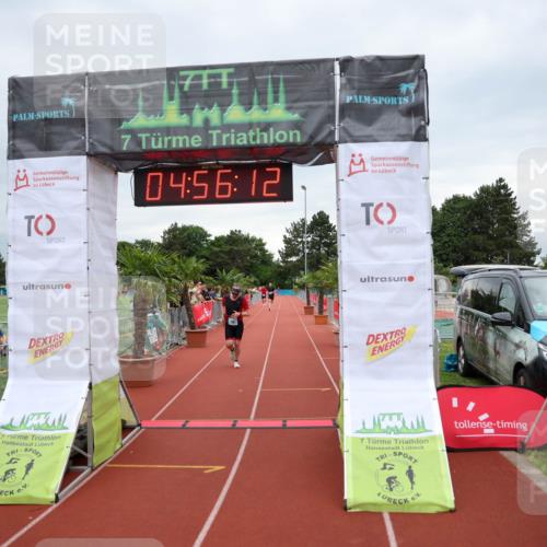 15.06.2025 - 7 Türme Triathlon Michael Strokosch http://msf.ph/oto/8010361 15.06.2025 14:56:12 Ziel 378 meine-sportfotos.de