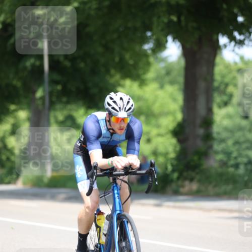 15.06.2025 - 7 Türme Triathlon Yannick Fuchs http://msf.ph/oto/8010380 15.06.2025 12:44:09 Radfahren 363 meine-sportfotos.de