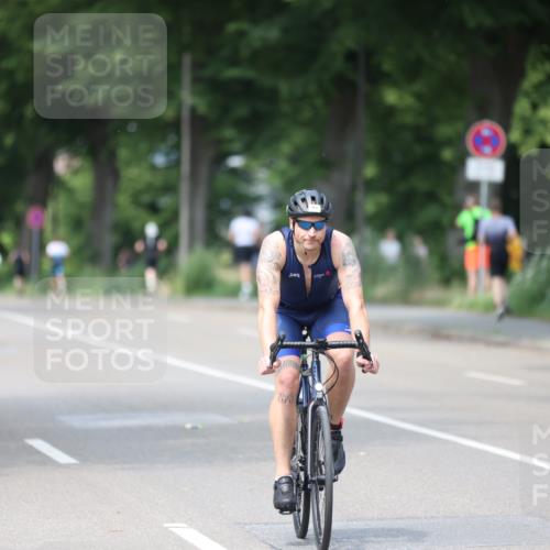 15.06.2025 - 7 Türme Triathlon Yannick Fuchs http://msf.ph/oto/8010396 15.06.2025 13:25:22 Radfahren 470 meine-sportfotos.de