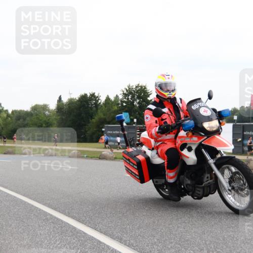21.06.2025 - 27. Vierlanden-Triathlon H.Heesch http://msf.ph/oto/8010453 15.06.2025 12:55:14 Radfahren  meine-sportfotos.de