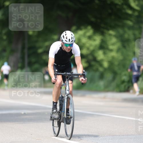 15.06.2025 - 7 Türme Triathlon Yannick Fuchs http://msf.ph/oto/8010462 15.06.2025 13:25:36 Radfahren 536, 612, 862 meine-sportfotos.de