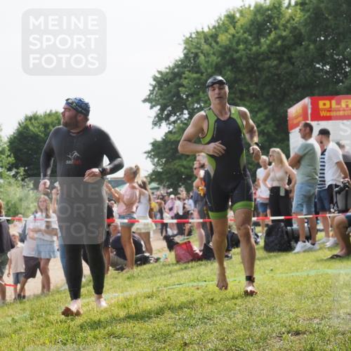 15.06.2025 - 27. Vierlanden-Triathlon KatJ http://msf.ph/oto/8010477 15.06.2025 10:08:45 Schwimmen 380, 387, 437, 454, 469 meine-sportfotos.de