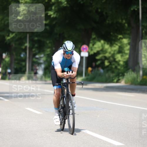 15.06.2025 - 7 Türme Triathlon Yannick Fuchs http://msf.ph/oto/8010602 15.06.2025 12:44:14 Radfahren 363 meine-sportfotos.de