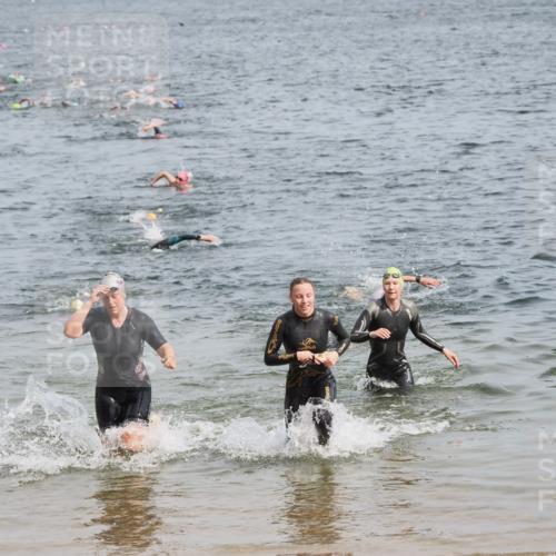 21.06.2025 - 27. Vierlanden-Triathlon MichiJ http://msf.ph/oto/8010633 15.06.2026 10:13:36 Schwimmen 545, 585, 622, 623 meine-sportfotos.de