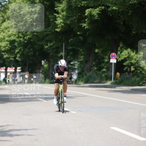 15.06.2025 - 7 Türme Triathlon Yannick Fuchs http://msf.ph/oto/8010699 15.06.2025 12:44:16 Radfahren 363 meine-sportfotos.de