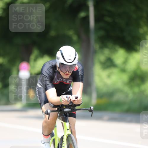 15.06.2025 - 7 Türme Triathlon Yannick Fuchs http://msf.ph/oto/8010721 15.06.2025 12:44:17 Radfahren  meine-sportfotos.de